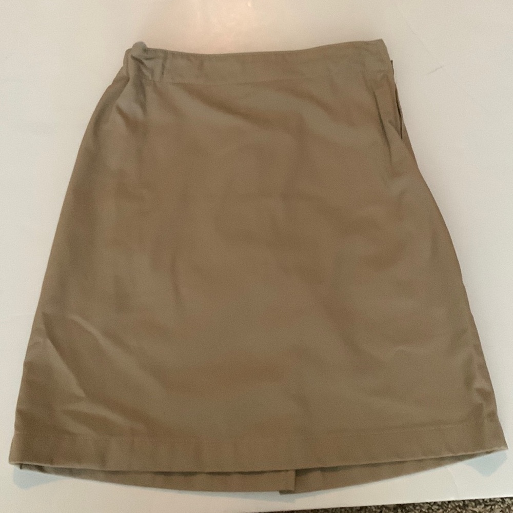 Lands End girls khaki Skort no pleats size 10s